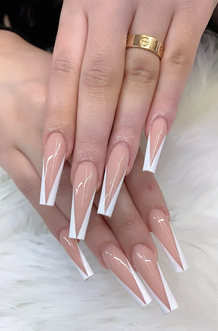 I2 Nails and Spa